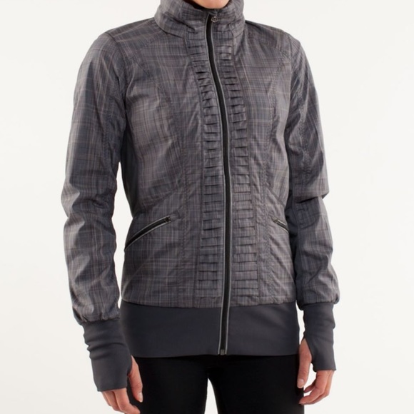 lululemon athletica Jackets & Blazers - Lululemon Run: Back on Track jacket